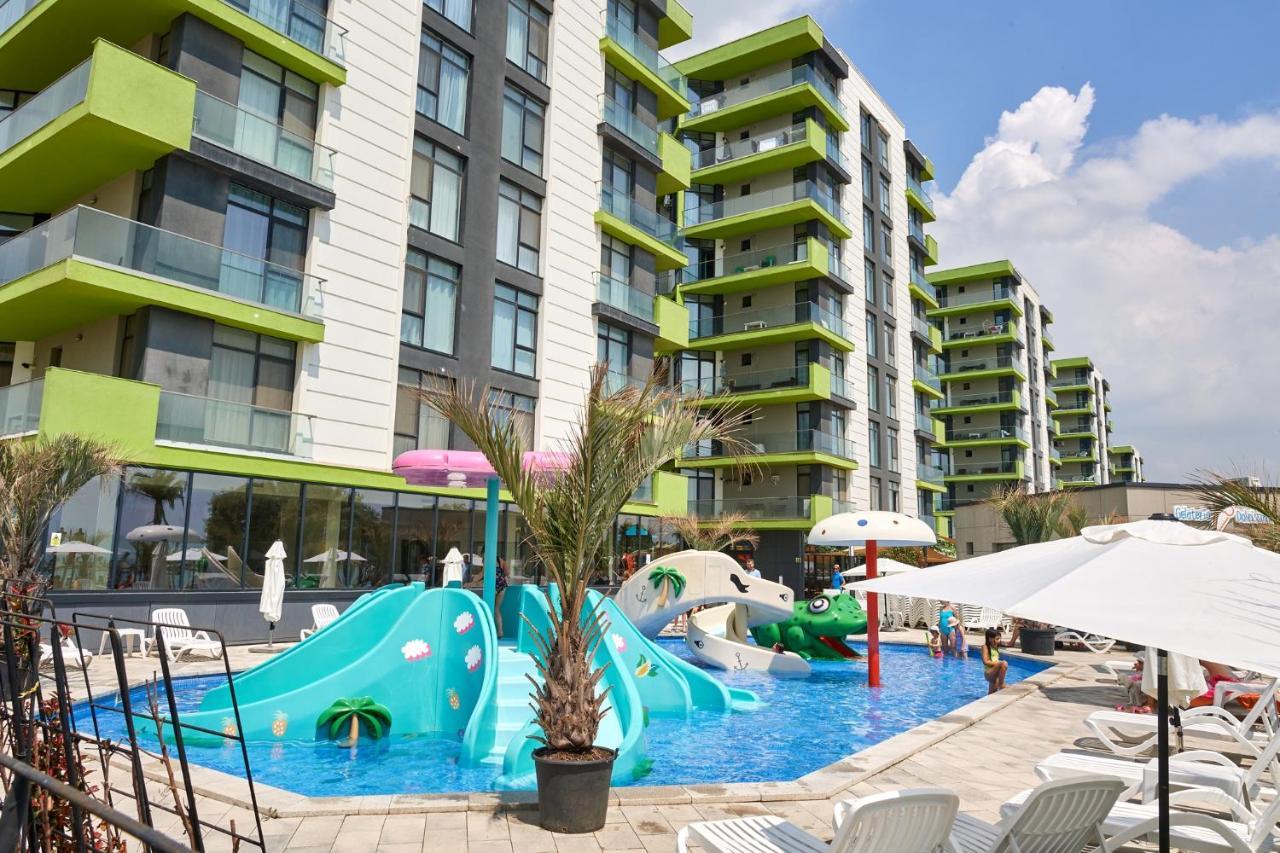 Fineloft Sea View Apartment-Spa N Pools Beach Resort Năvodari Exteriér fotografie