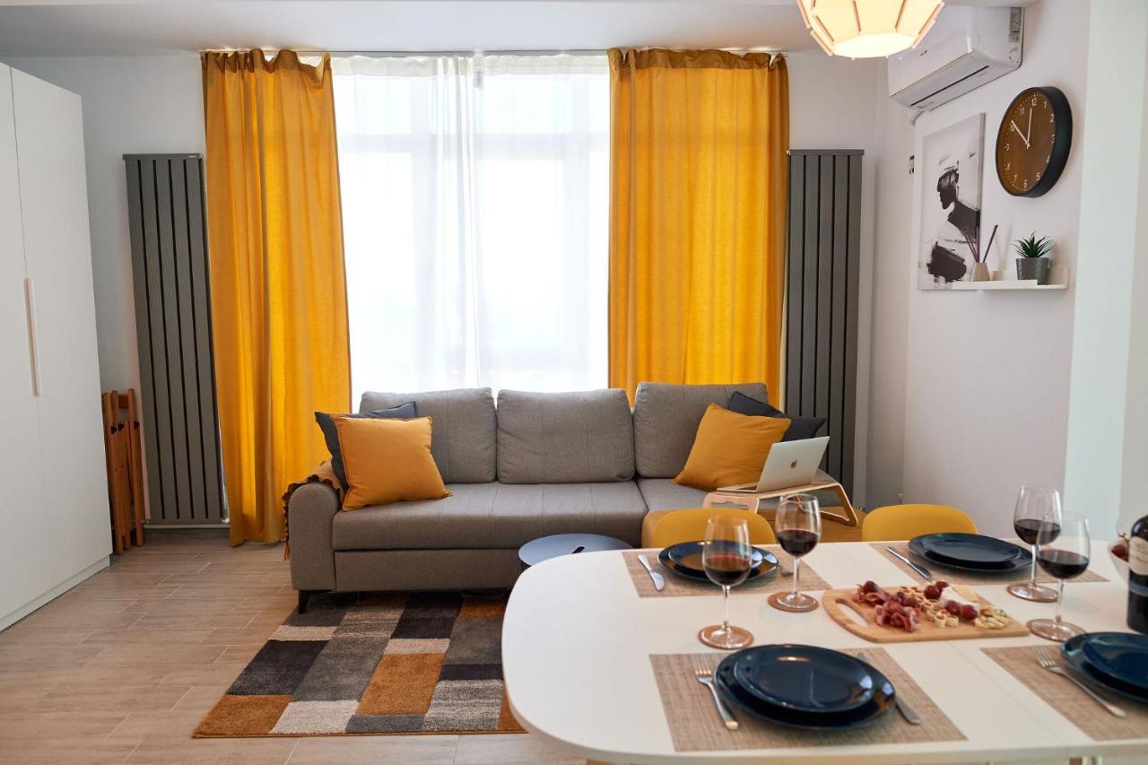 Fineloft Sea View Apartment-Spa N Pools Beach Resort Năvodari Exteriér fotografie